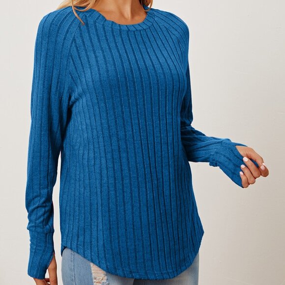 NWT Basic Bae Full Size Ribbed Thumbhole Sleeve T-Shirt - Picture 3 of 3